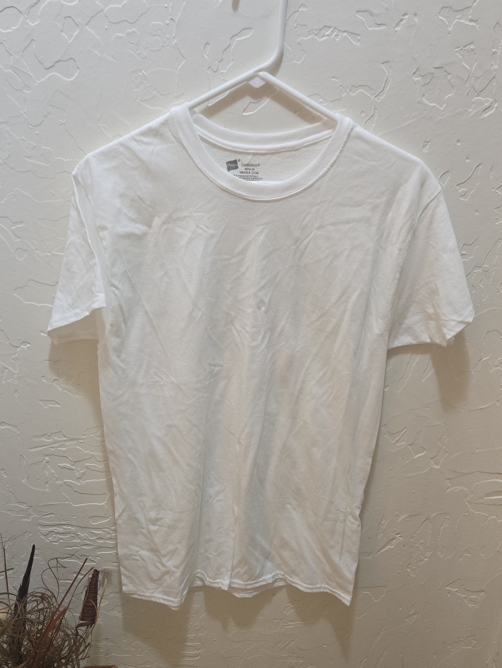 Hanes White Short Sleeve Men's Crewneck Tee - 5 Pack of Basics